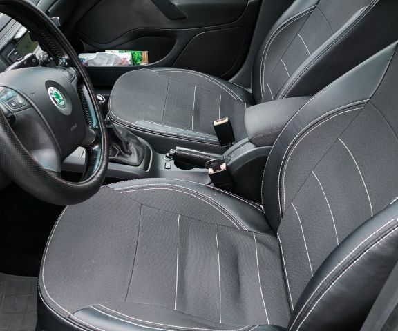 Сірий Шкода Октавія, об'ємом двигуна 1.6 л та пробігом 365 тис. км за 5800 $, фото 5 на Automoto.ua