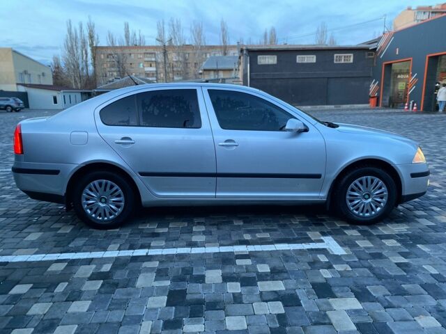 Серый Шкода Октавия, объемом двигателя 1.6 л и пробегом 213 тыс. км за 6300 $, фото 4 на Automoto.ua