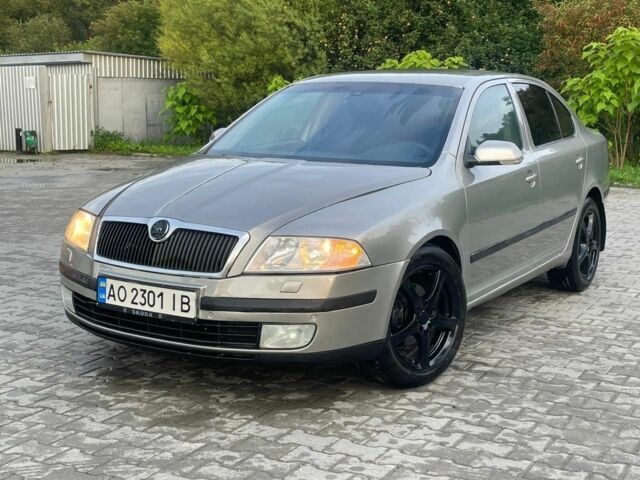 Шкода Октавия 2006 в Кривом Роге на Automoto.ua Серый Шкода Октавия, объемом двигателя 2 л и пробегом 172 тыс. км за 4650 $, фото 2 на Automoto.ua