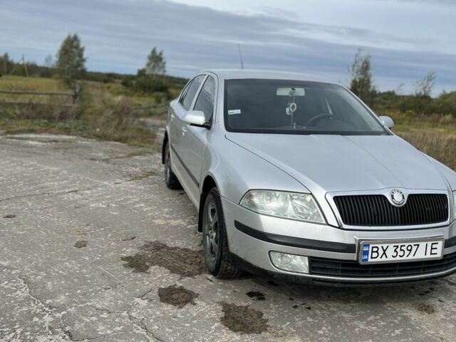 Серый Шкода Октавия, объемом двигателя 1.6 л и пробегом 390 тыс. км за 4300 $, фото 4 на Automoto.ua