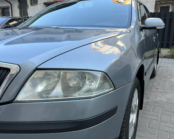 Сірий Шкода Октавія, об'ємом двигуна 1.6 л та пробігом 280 тис. км за 4900 $, фото 4 на Automoto.ua
