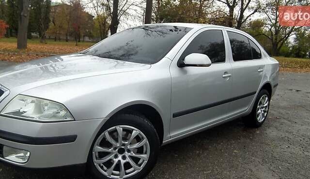Шкода Октавия 2006 в Чугуеве на Automoto.ua Серый Шкода Октавия, объемом двигателя 1.6 л и пробегом 249 тыс. км за 6700 $, фото 8 на Automoto.ua