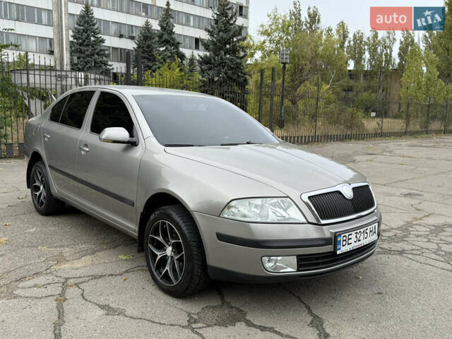 Серый Шкода Октавия, объемом двигателя 1.6 л и пробегом 213 тыс. км за 5600 $, фото 22 на Automoto.ua