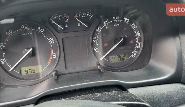 Сірий Шкода Октавія, об'ємом двигуна 1.6 л та пробігом 328 тис. км за 4700 $, фото 2 на Automoto.ua