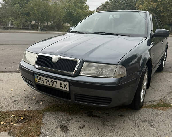 Серый Шкода Октавия, объемом двигателя 1.6 л и пробегом 230 тыс. км за 5700 $, фото 1 на Automoto.ua
