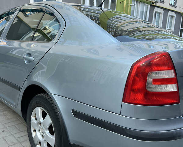 Сірий Шкода Октавія, об'ємом двигуна 1.6 л та пробігом 280 тис. км за 4900 $, фото 7 на Automoto.ua