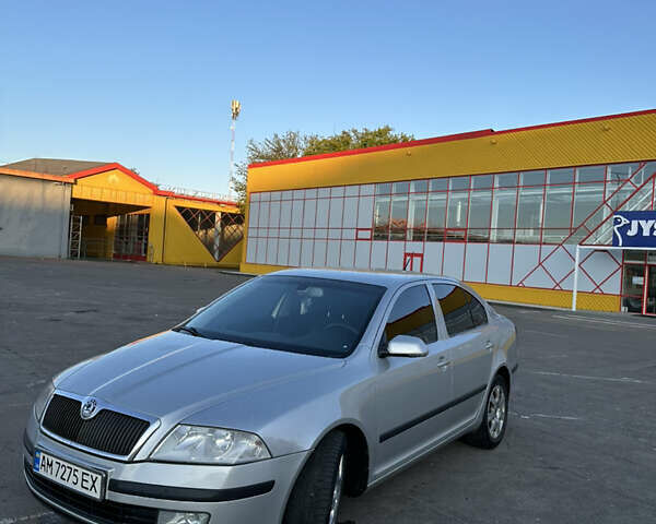 Серый Шкода Октавия, объемом двигателя 1.9 л и пробегом 304 тыс. км за 6500 $, фото 2 на Automoto.ua