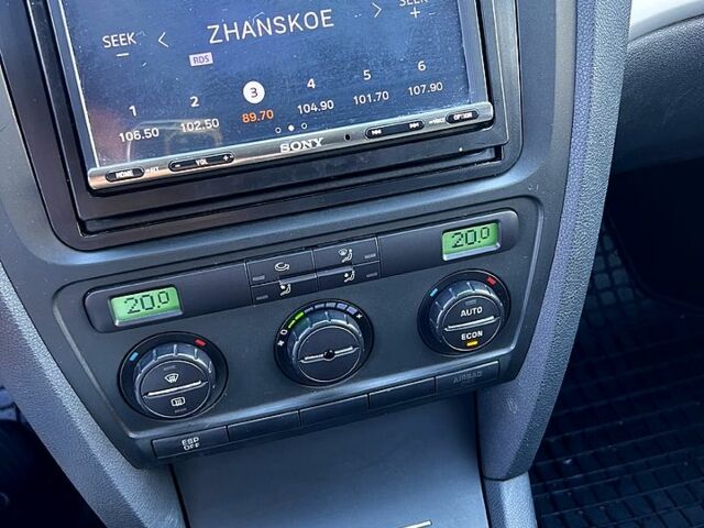 Серый Шкода Октавия, объемом двигателя 1.6 л и пробегом 258 тыс. км за 6200 $, фото 10 на Automoto.ua