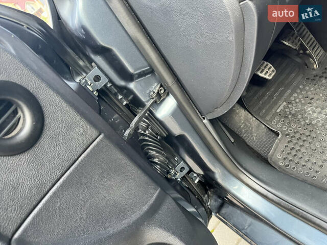 Серый Шкода Октавия, объемом двигателя 1.97 л и пробегом 320 тыс. км за 5550 $, фото 15 на Automoto.ua