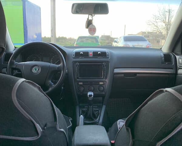 Сірий Шкода Октавія, об'ємом двигуна 1.6 л та пробігом 260 тис. км за 6100 $, фото 16 на Automoto.ua