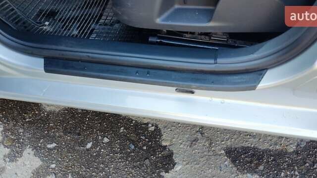 Серый Шкода Октавия, объемом двигателя 1.6 л и пробегом 213 тыс. км за 6900 $, фото 8 на Automoto.ua