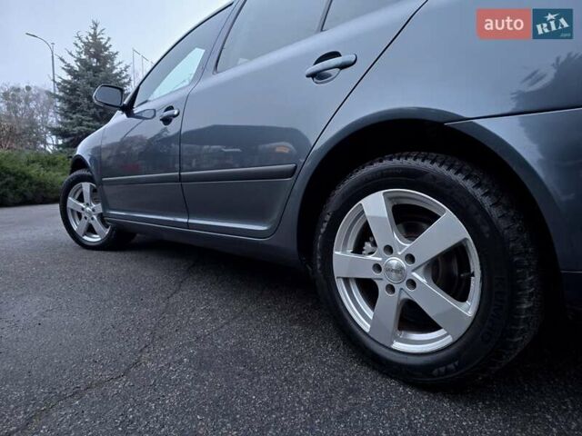 Сірий Шкода Октавія, об'ємом двигуна 1.6 л та пробігом 131 тис. км за 7100 $, фото 9 на Automoto.ua
