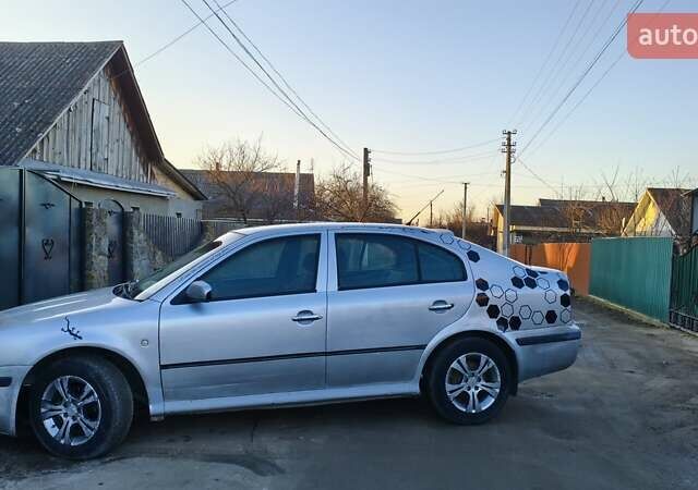 Серый Шкода Октавия, объемом двигателя 1.6 л и пробегом 406 тыс. км за 3111 $, фото 8 на Automoto.ua