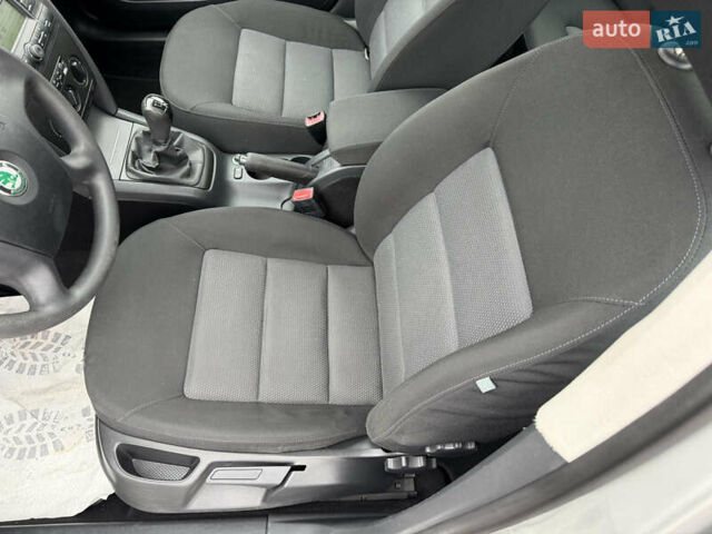 Серый Шкода Октавия, объемом двигателя 1.6 л и пробегом 173 тыс. км за 7199 $, фото 49 на Automoto.ua