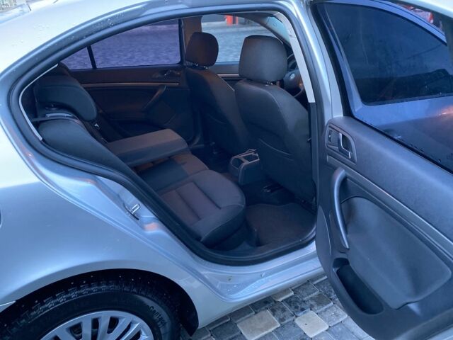 Серый Шкода Октавия, объемом двигателя 1.6 л и пробегом 213 тыс. км за 6300 $, фото 12 на Automoto.ua