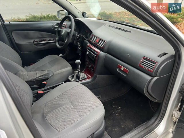 Серый Шкода Октавия, объемом двигателя 1.9 л и пробегом 237 тыс. км за 3999 $, фото 6 на Automoto.ua