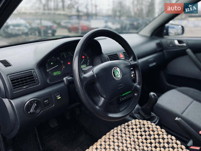 Серый Шкода Октавия, объемом двигателя 1.6 л и пробегом 266 тыс. км за 4900 $, фото 11 на Automoto.ua