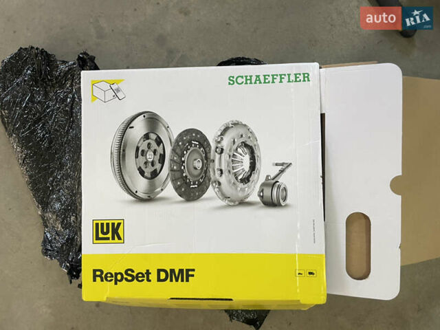 Сірий Шкода Октавія, об'ємом двигуна 2 л та пробігом 302 тис. км за 6100 $, фото 15 на Automoto.ua