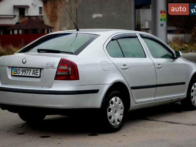 Серый Шкода Октавия, объемом двигателя 1.6 л и пробегом 250 тыс. км за 4150 $, фото 3 на Automoto.ua