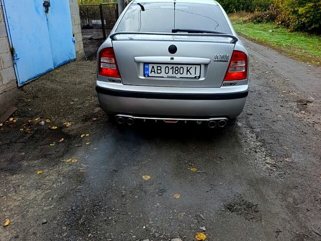 Серый Шкода Октавия, объемом двигателя 1.8 л и пробегом 293 тыс. км за 6399 $, фото 1 на Automoto.ua