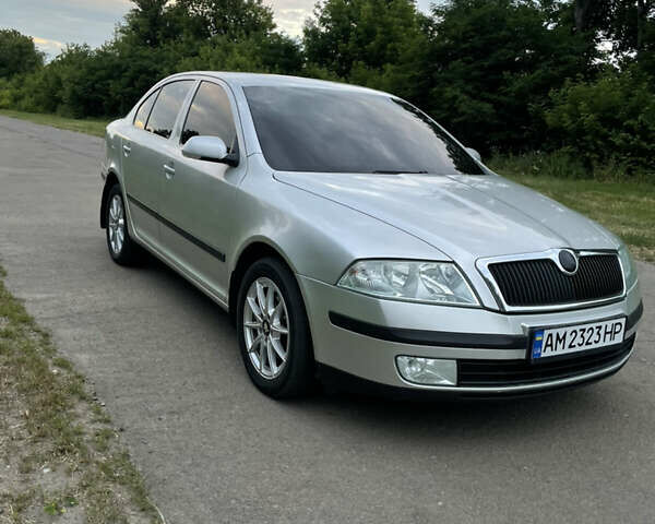 Серый Шкода Октавия, объемом двигателя 2 л и пробегом 302 тыс. км за 6700 $, фото 7 на Automoto.ua