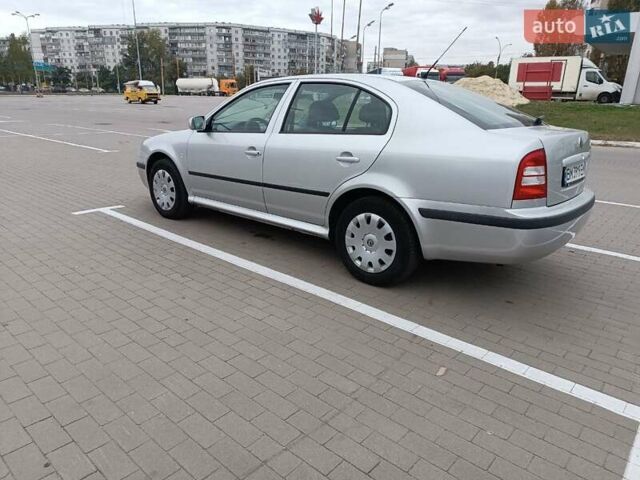 Серый Шкода Октавия, объемом двигателя 1.6 л и пробегом 140 тыс. км за 6300 $, фото 3 на Automoto.ua