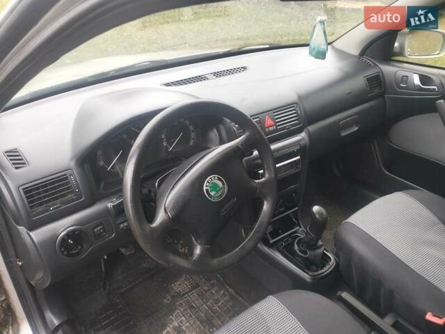 Сірий Шкода Октавія, об'ємом двигуна 1.6 л та пробігом 400 тис. км за 3000 $, фото 6 на Automoto.ua