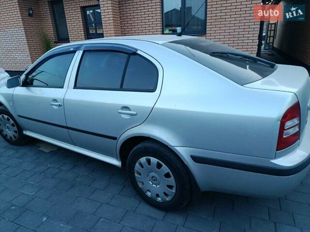 Серый Шкода Октавия, объемом двигателя 1.6 л и пробегом 180 тыс. км за 5200 $, фото 6 на Automoto.ua