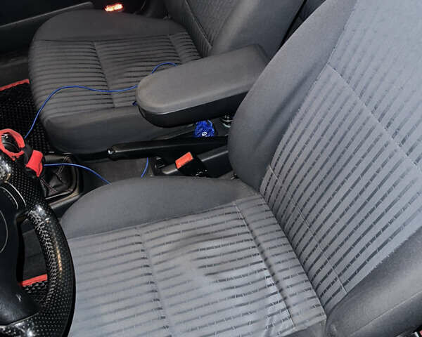 Шкода Октавія 2006 у Львові на Automoto.ua Сірий Шкода Октавія, об'ємом двигуна 1.8 л та пробігом 346 тис. км за 6000 $, фото 22 на Automoto.ua