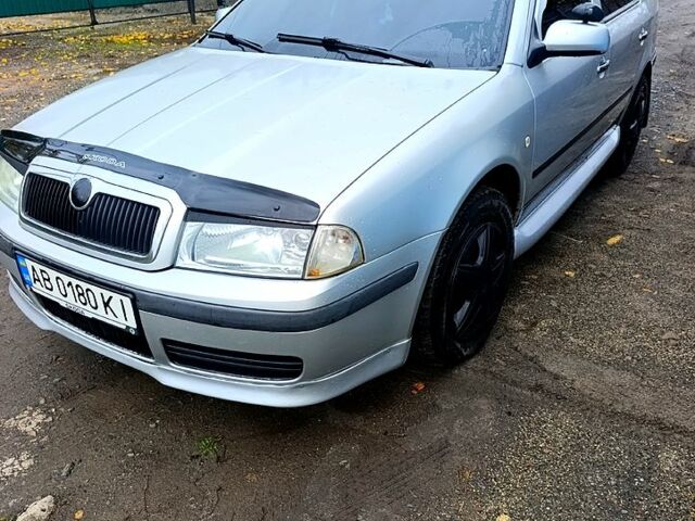 Серый Шкода Октавия, объемом двигателя 1.8 л и пробегом 293 тыс. км за 6399 $, фото 2 на Automoto.ua