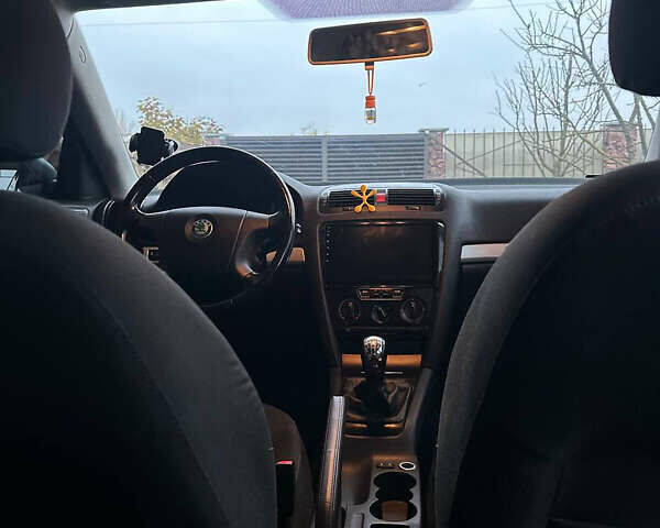 Сірий Шкода Октавія, об'ємом двигуна 1.6 л та пробігом 246 тис. км за 6000 $, фото 16 на Automoto.ua