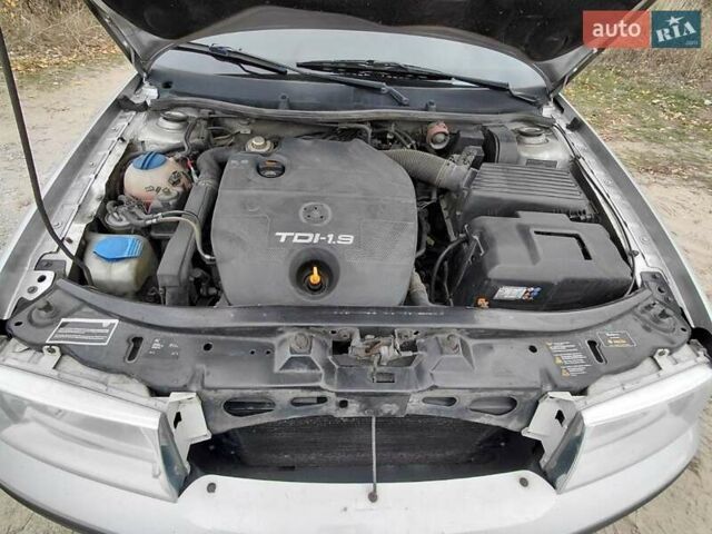 Серый Шкода Октавия, объемом двигателя 1.9 л и пробегом 336 тыс. км за 4750 $, фото 3 на Automoto.ua