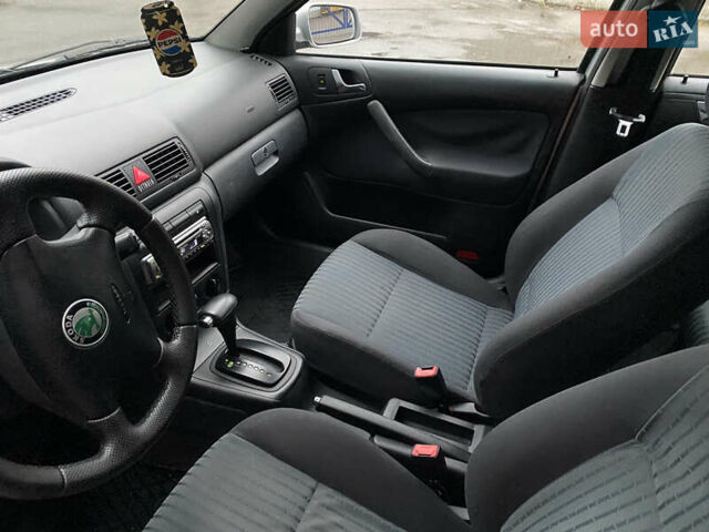 Серый Шкода Октавия, объемом двигателя 1.6 л и пробегом 190 тыс. км за 5800 $, фото 27 на Automoto.ua