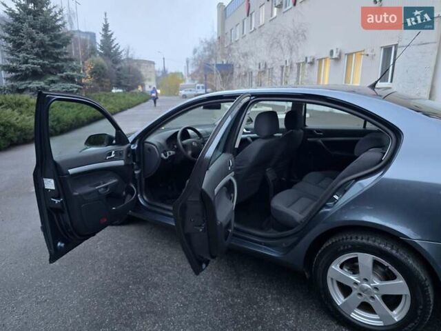 Сірий Шкода Октавія, об'ємом двигуна 1.6 л та пробігом 131 тис. км за 7100 $, фото 74 на Automoto.ua
