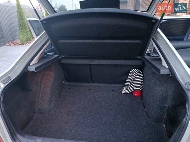 Серый Шкода Октавия, объемом двигателя 1.6 л и пробегом 180 тыс. км за 5200 $, фото 12 на Automoto.ua