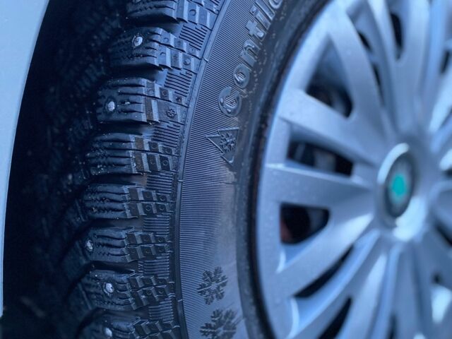 Серый Шкода Октавия, объемом двигателя 1.6 л и пробегом 213 тыс. км за 6300 $, фото 6 на Automoto.ua