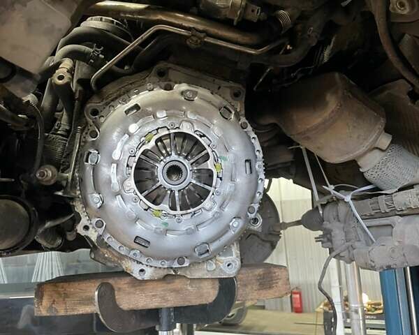 Сірий Шкода Октавія, об'ємом двигуна 2 л та пробігом 302 тис. км за 6100 $, фото 17 на Automoto.ua