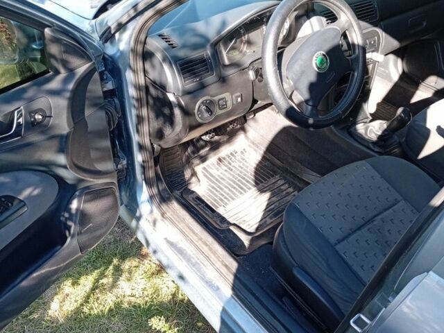 Серый Шкода Октавия, объемом двигателя 1.6 л и пробегом 240 тыс. км за 4100 $, фото 3 на Automoto.ua