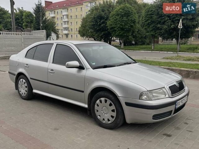 Серый Шкода Октавия, объемом двигателя 1.6 л и пробегом 287 тыс. км за 5200 $, фото 2 на Automoto.ua