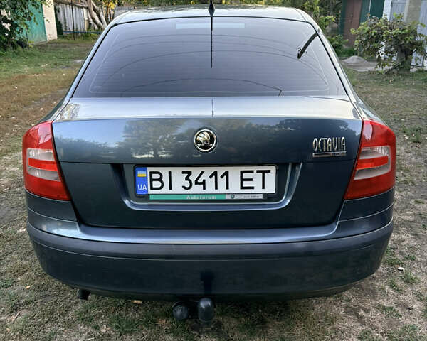 Серый Шкода Октавия, объемом двигателя 1.6 л и пробегом 230 тыс. км за 7200 $, фото 4 на Automoto.ua