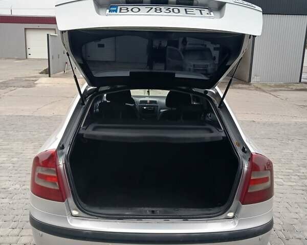 Сірий Шкода Октавія, об'ємом двигуна 1.6 л та пробігом 347 тис. км за 4199 $, фото 21 на Automoto.ua