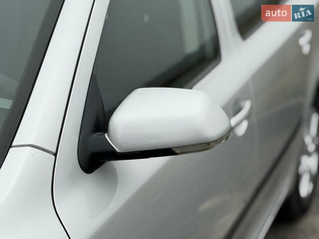 Серый Шкода Октавия, объемом двигателя 1.6 л и пробегом 173 тыс. км за 7199 $, фото 11 на Automoto.ua