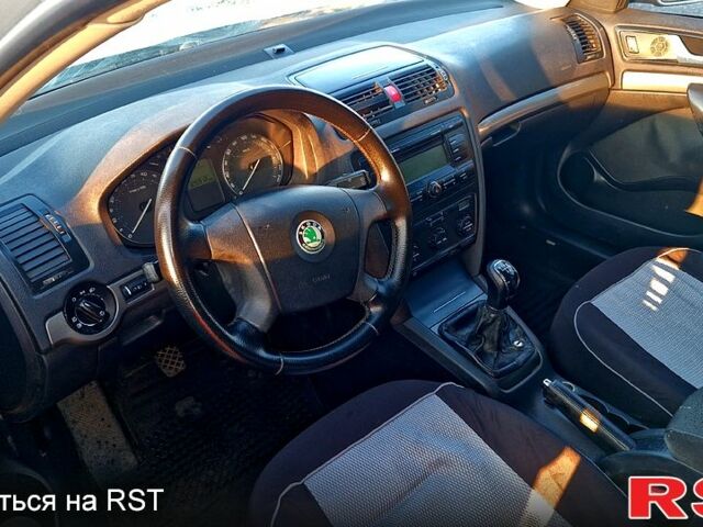 Сірий Шкода Октавія, об'ємом двигуна 1.6 л та пробігом 0 тис. км за 4500 $, фото 3 на Automoto.ua