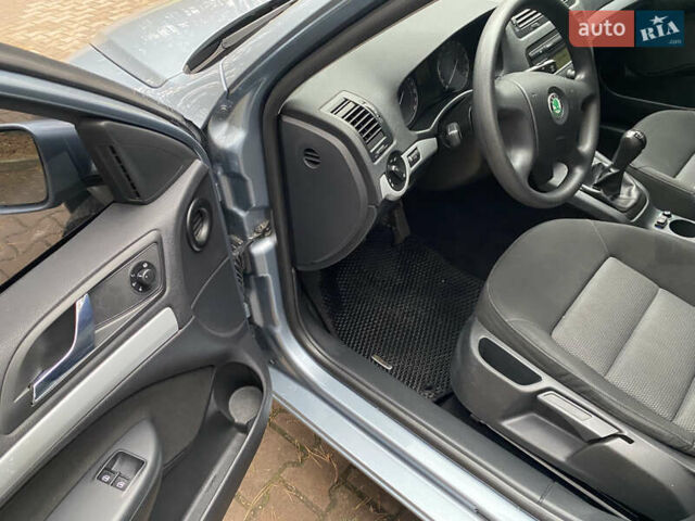 Сірий Шкода Октавія, об'ємом двигуна 1.6 л та пробігом 120 тис. км за 6850 $, фото 17 на Automoto.ua