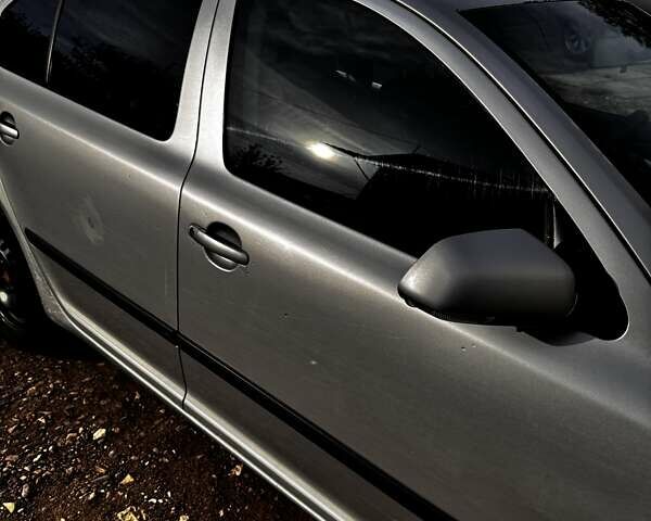 Серый Шкода Октавия, объемом двигателя 1.6 л и пробегом 374 тыс. км за 5900 $, фото 15 на Automoto.ua