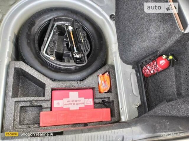 Шкода Октавия 2006 в Галиче на Automoto.ua Серый Шкода Октавия, объемом двигателя 1.9 л и пробегом 334 тыс. км за 4999 $, фото 63 на Automoto.ua