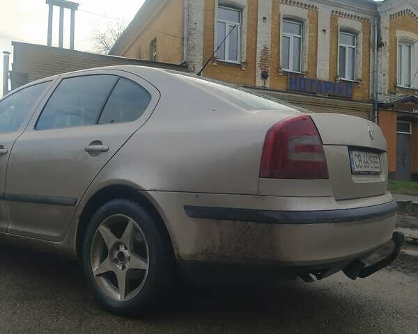 Серый Шкода Октавия, объемом двигателя 1.6 л и пробегом 399 тыс. км за 4700 $, фото 2 на Automoto.ua