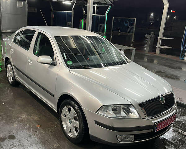 Серый Шкода Октавия, объемом двигателя 1.6 л и пробегом 94 тыс. км за 7699 $, фото 3 на Automoto.ua