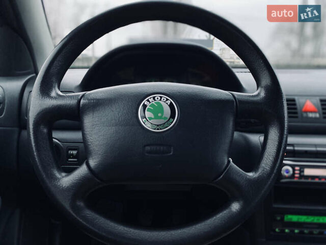 Серый Шкода Октавия, объемом двигателя 1.6 л и пробегом 266 тыс. км за 4900 $, фото 15 на Automoto.ua