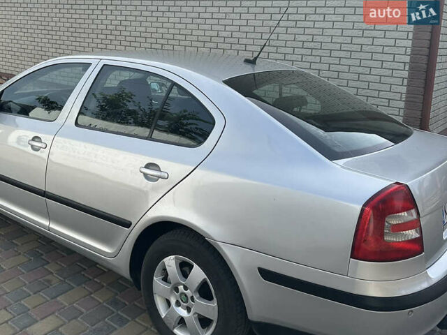 Серый Шкода Октавия, объемом двигателя 1.97 л и пробегом 350 тыс. км за 6300 $, фото 7 на Automoto.ua